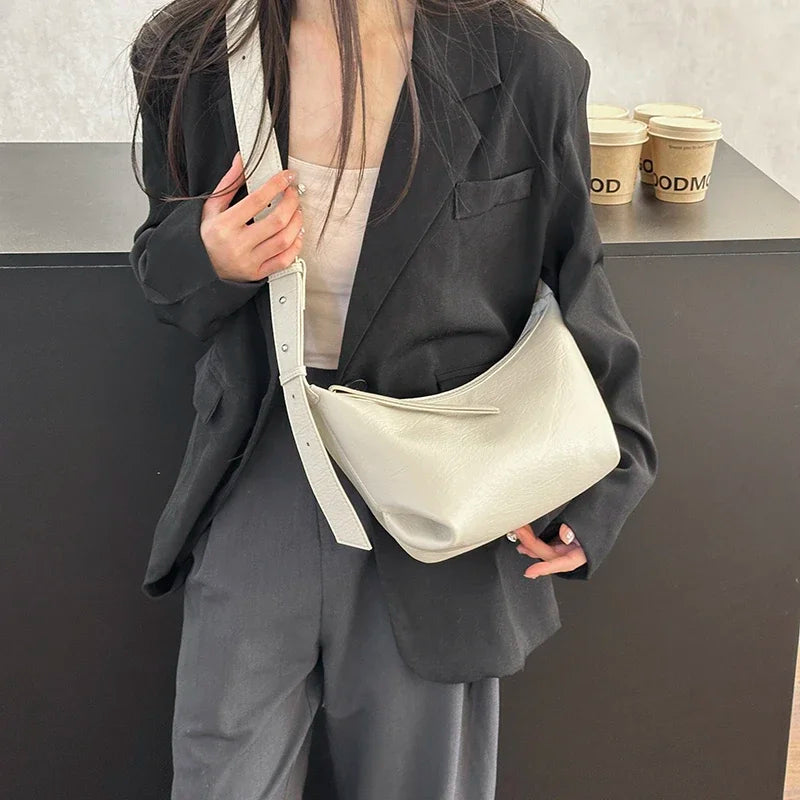 Small Designer Women's Black Bag Simple Retro Crossbody Bags Luxury Pu Leather Female Handbags Pure Color Bucket Shoulder Bags