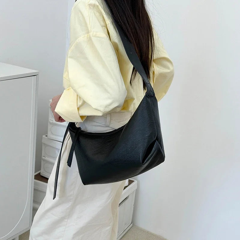 Small Designer Women's Black Bag Simple Retro Crossbody Bags Luxury Pu Leather Female Handbags Pure Color Bucket Shoulder Bags
